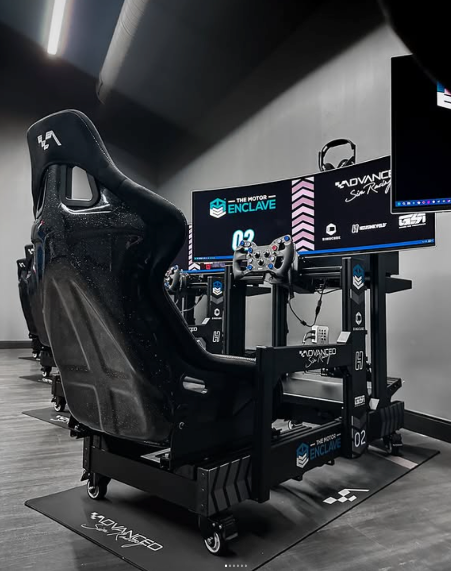 FULL Sim Build - Chassis + PC + Monitor + Simagic Electronics + Seat