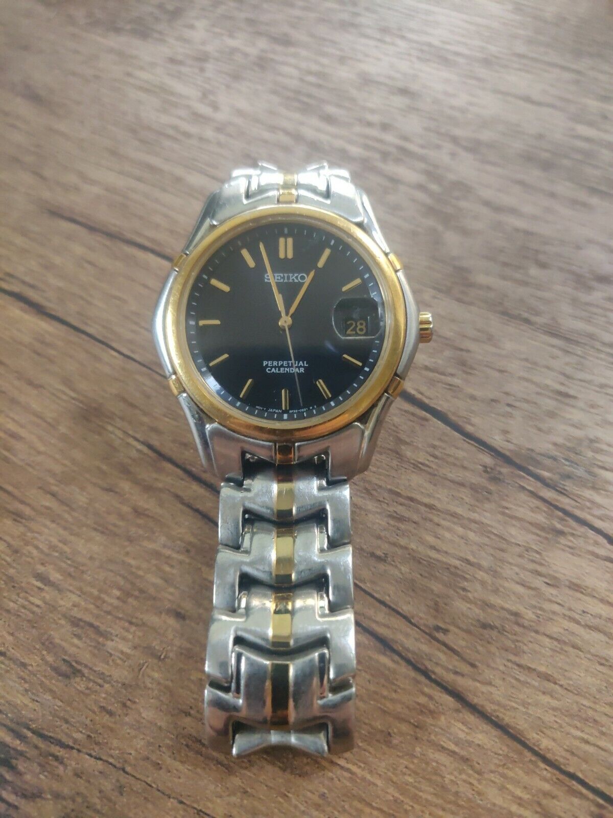 Seiko 8F32-0189 Watch for Sale 