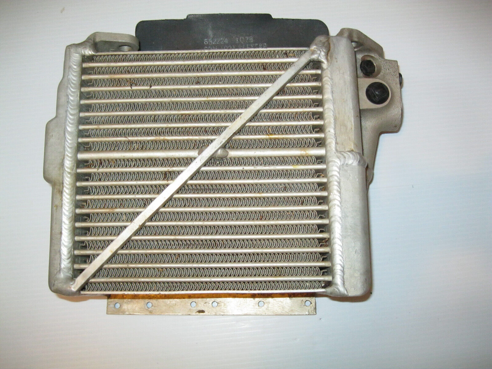 Continental Oil Cooler      P/N 632224  ,    unknown condition  -  for parts