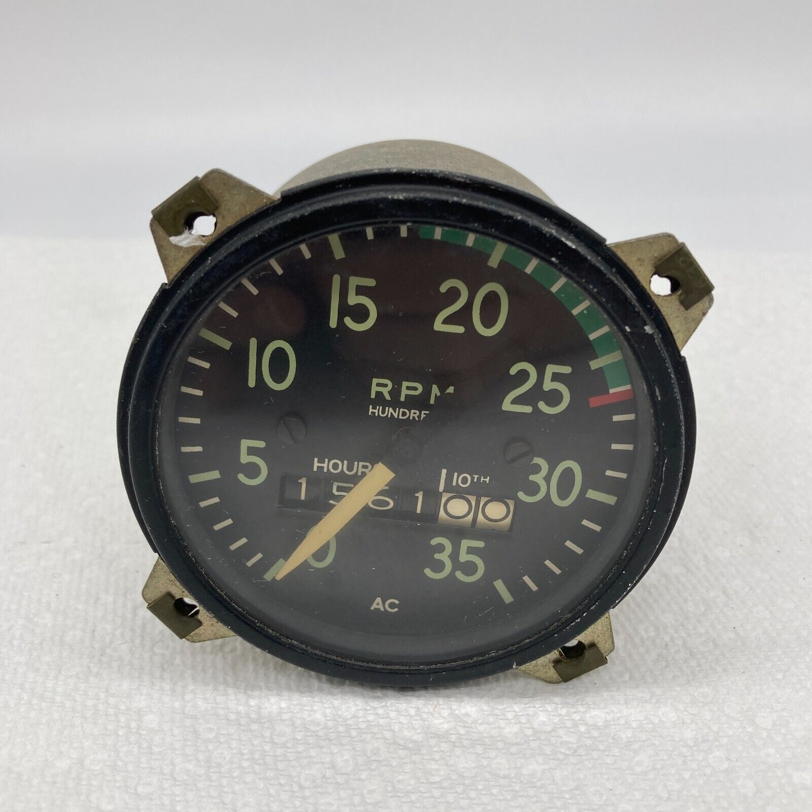 Used AC div GMC vintage Aircraft Tachometer 1561.00  hrs. GAUGE STEAMPUNK
