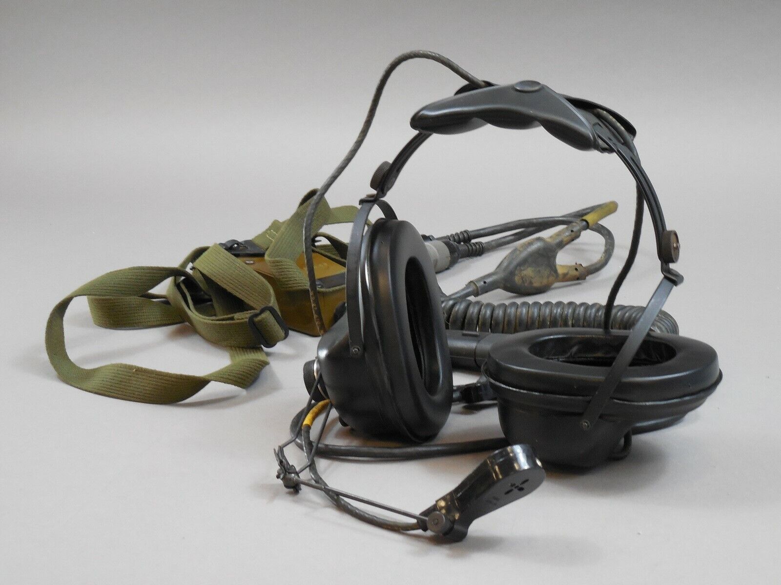 Vintage Astrocom Military Headset 10952 5965-01-148-3396 H161 Type