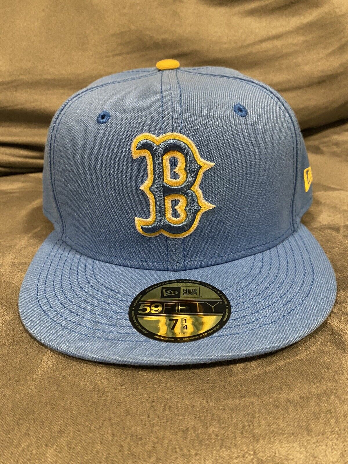 Boston Red Sox New Era 2021 City Connect 59FIFTY Fitted Hat