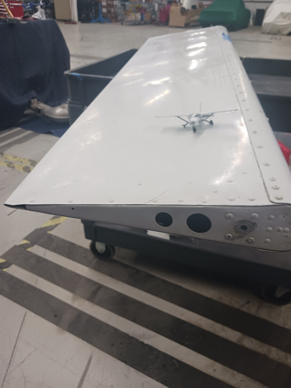 Cessna T310Q 310 RH Front/Forward Wing  (LH Avail)