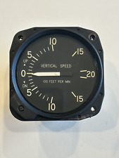 UNITED INSTRUMENTS VERTICAL SPEED INDICATOR P/N 7000-C32 CESSNA P/N C661080-0101 picture